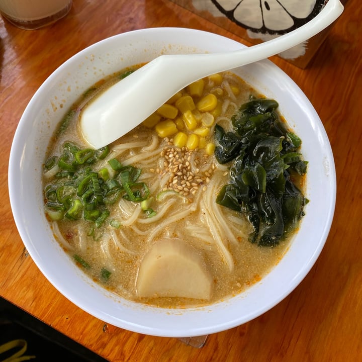 photo of V Ramen Caldo Miso Ramen shared by @ivettnava on  15 Jul 2021 - review