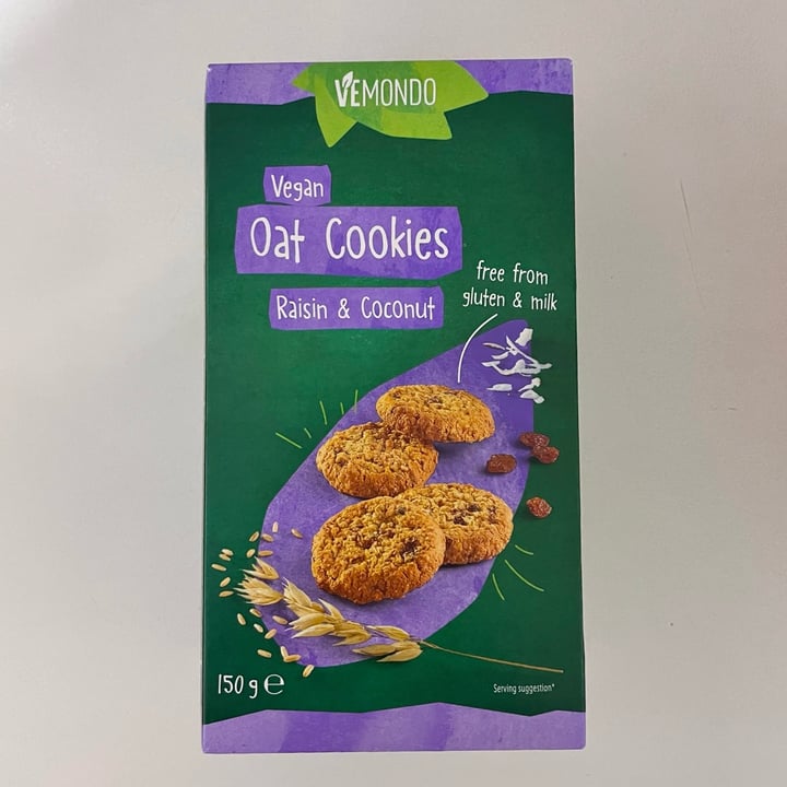 photo of Vemondo Vegan Oat Cookies Raisin & Coconut shared by @alexre on  29 Apr 2022 - review