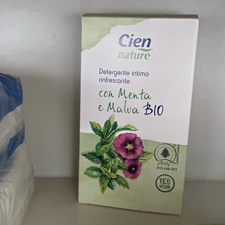 photo of Cien Detergente Intimo Rinfrescante Con Menta E Malva shared by @martalombardi on  14 Jul 2022 - review