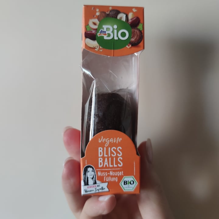 photo of dmBio Vegane Bliss Balls shared by @miriscog on  10 Apr 2022 - review