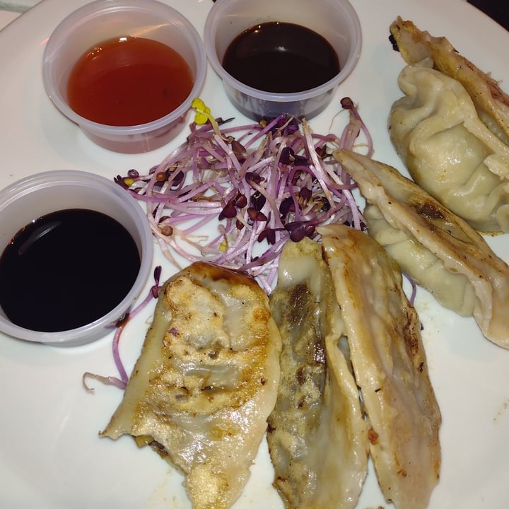 photo of Pola Baxar Dumplings Fungi shared by @sheicepeda on  20 May 2022 - review