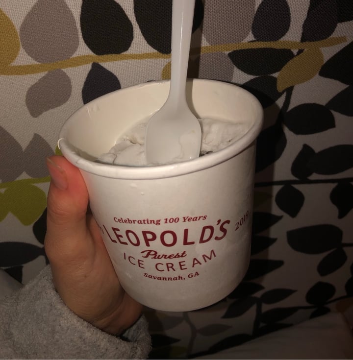 review photo of Leopold's Ice Cream Vegan Vanilla Ice Cream shared by @mangogal on 27 Dec 2020 - review