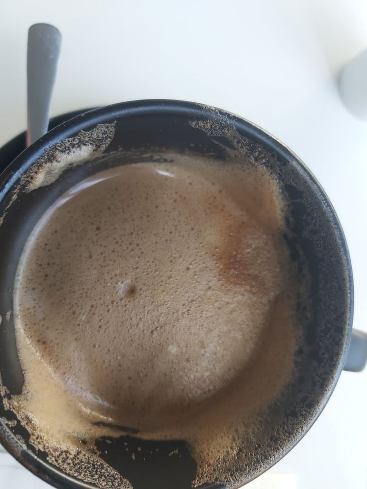 photo of Anastasia קפה הפוך על חלב שקדים שמכינים במקום shared by @tomerd on  06 Feb 2020 - review