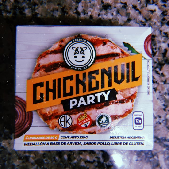 photo of Felices Las Vacas Chickenvil Party shared by @nanicuadern on  17 Dec 2021 - review