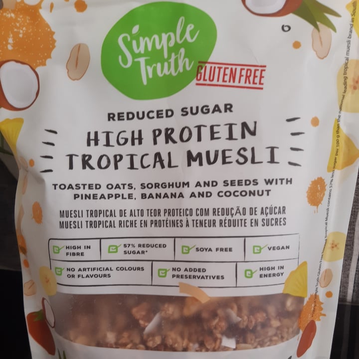 photo of Simple Truth High protein tropical muesli shared by @jemmagrier on  28 Dec 2020 - review