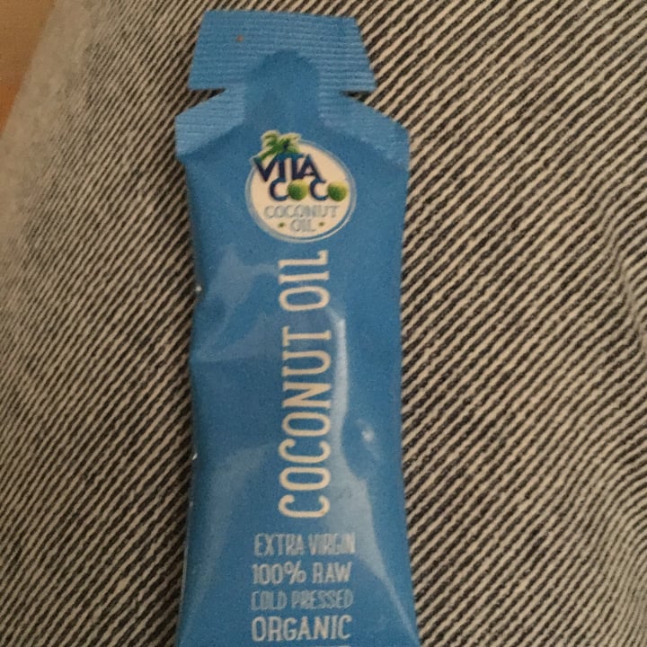 review photo of Vita Coco Coconut Oil shared by @beckydied on 26 May 2020 - review