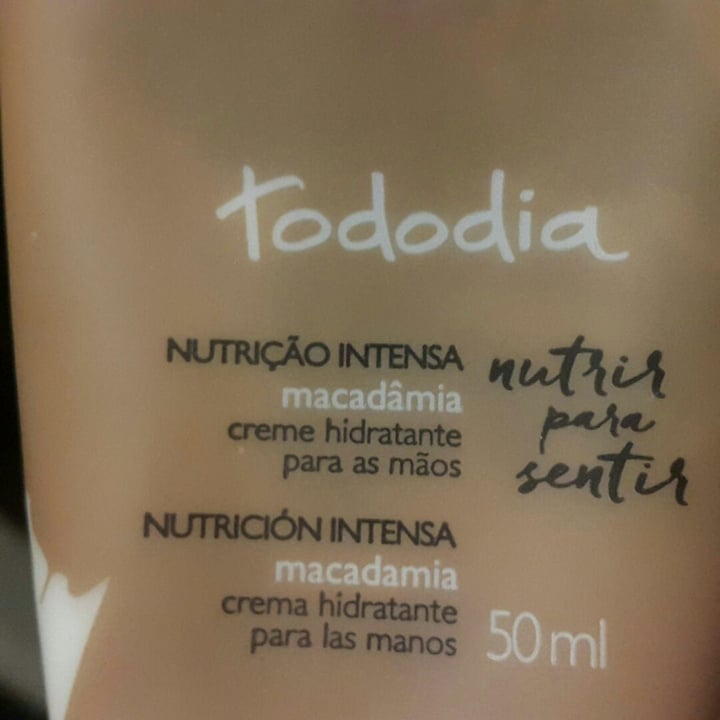 photo of Natura Crema hidratante para las manos Tododia shared by @arianeh on  20 Feb 2020 - review