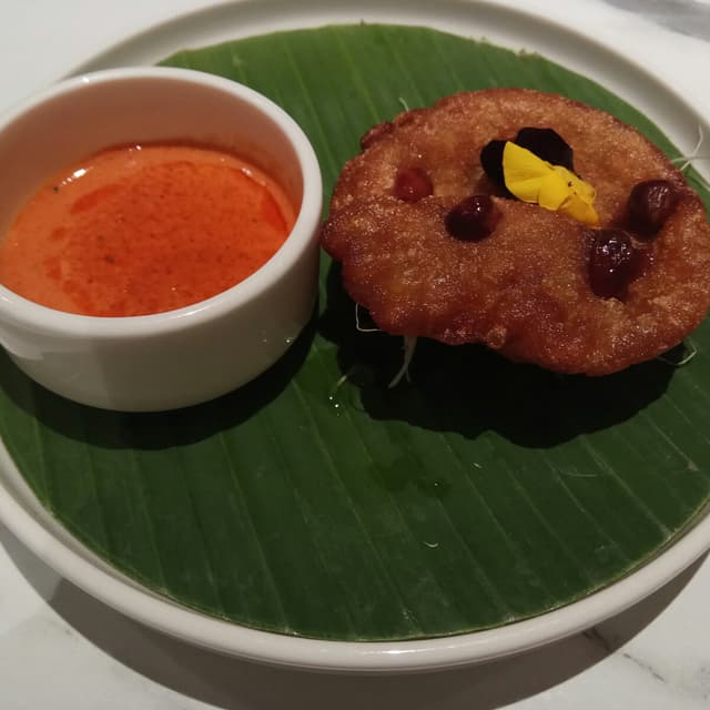 菜肴“Golden Fritter”的照片