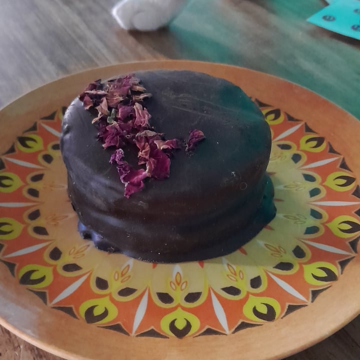 review photo of siembra pasteleria vegetal Alfajor Patagonico shared by @1963male on 27 Oct 2022 - review