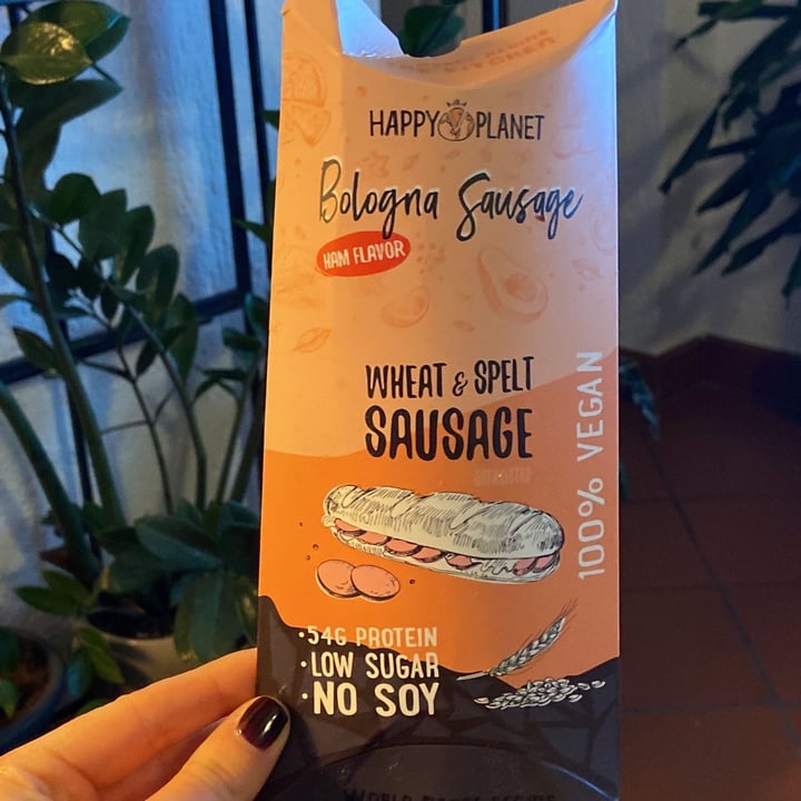 photo of Happy V Planet Bologna Sausage Ham Flavor shared by @benedettagianna on  01 Dec 2022 - review