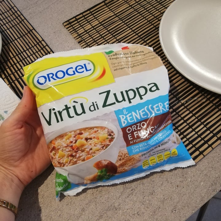 photo of Orogel Virtù di Zuppa - Orzo e Funghi shared by @millabazzocchi on  20 Sep 2022 - review
