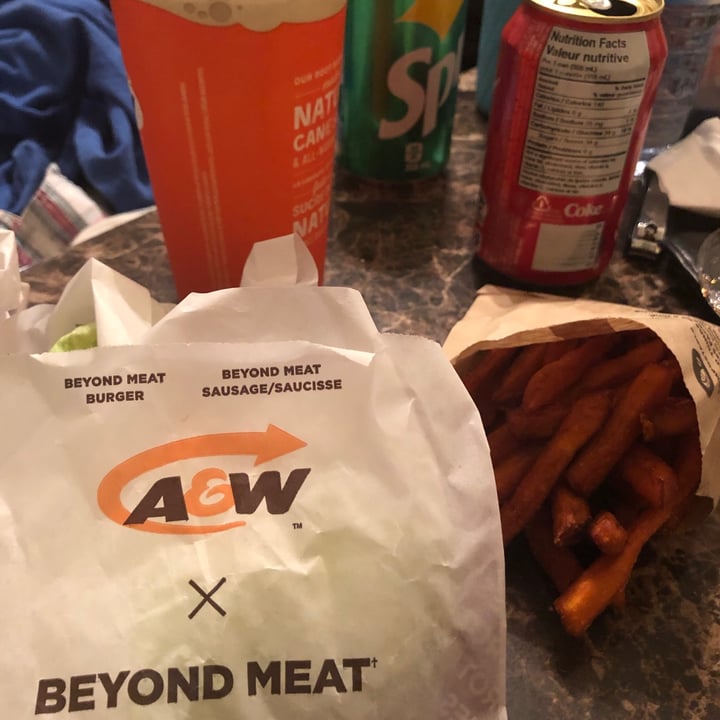 photo of A&W Canada Beyond Meat Burger shared by @chayah on  08 Jan 2021 - review