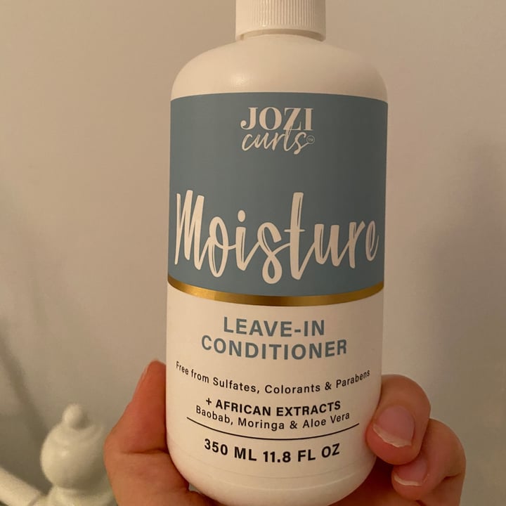 photo of Jozi Curls Moisture Leave-in Conditioner shared by @isabellaferri on  01 Dec 2021 - review