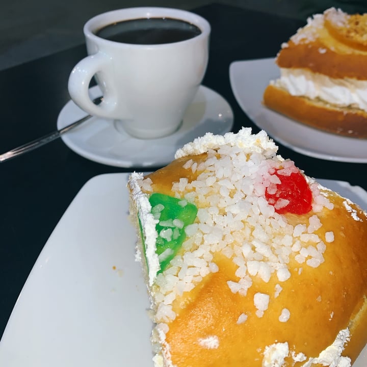 photo of Freedom Cakes Roscón de reyes shared by @gechauca28 on  13 Jan 2021 - review