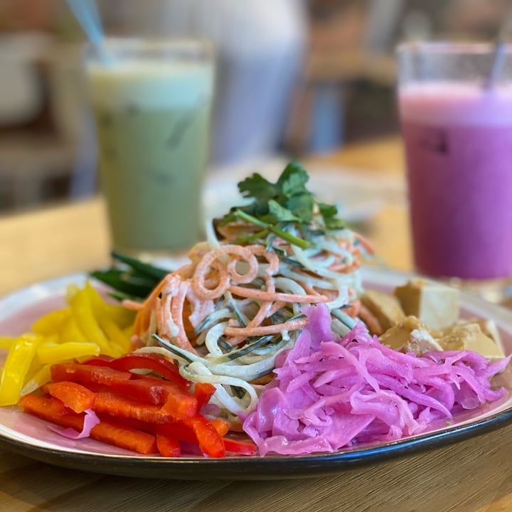 photo of Friends of Years 素年 Rainbow salad shared by @heppisweetpotato on  19 Dec 2021 - review