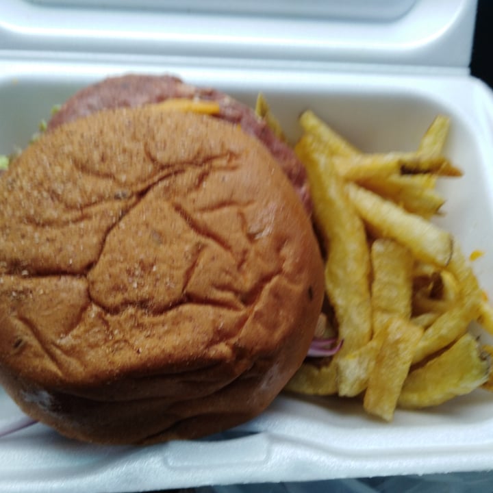 review photo of Restaurante Vegetariano Sabyi Hamburguesa shared by @emilyshaiel on 01 Dec 2020 - review
