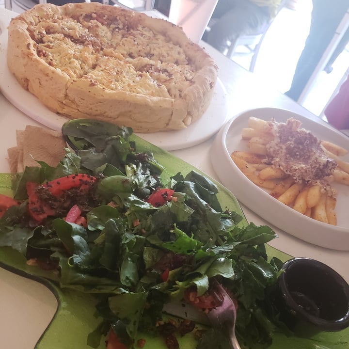 review photo of Rincón veggie Pizza Chicago Deep Dish shared by @juliotejeida on 14 Dec 2020 - review
