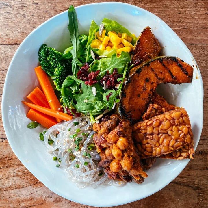 photo of Manggis in Canggu House Salad Bowl shared by @ezgis-essentials on  03 Sep 2020 - review