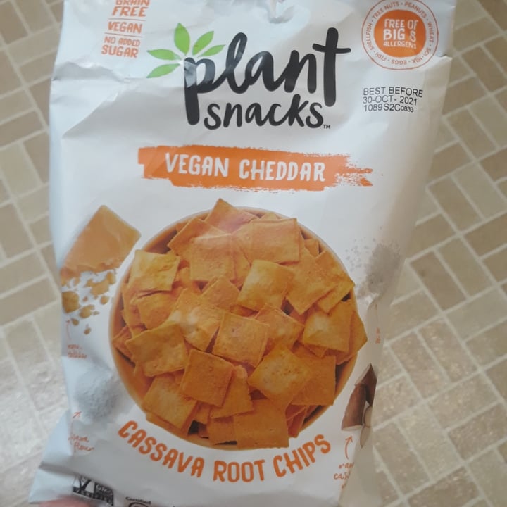 photo of Plant Snacks Plant Snacks Vegan Cheddar Chips shared by @hannahamell on  22 Jul 2021 - review