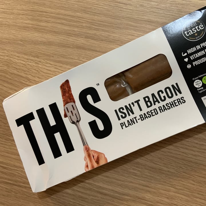 photo of THIS This isn't Bacon Plant-Based Rashers shared by @plantsareallweneed on  13 Oct 2020 - review