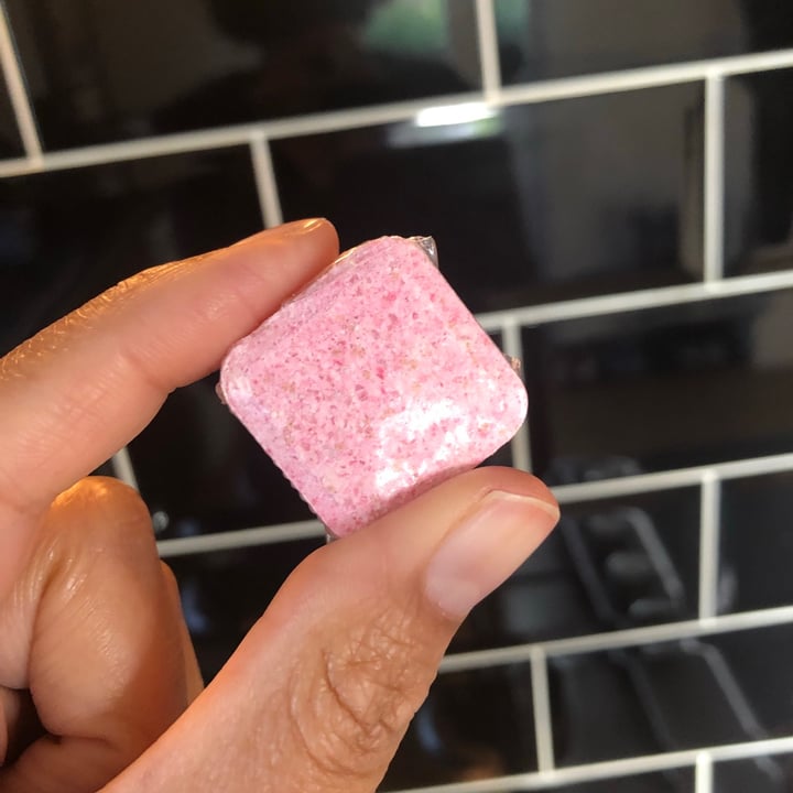 photo of Smol Dishwasher Tablets shared by @southernveganupnorth on  18 Jun 2021 - review