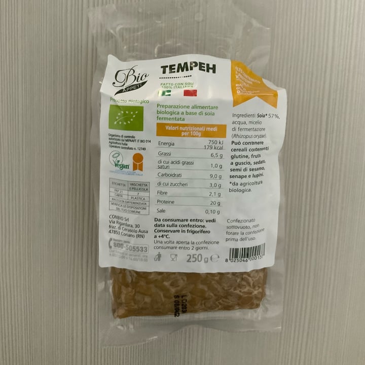 review photo of Bio Appetì Tempeh shared by @ginnynthegiungle on 03 Apr 2022 - review