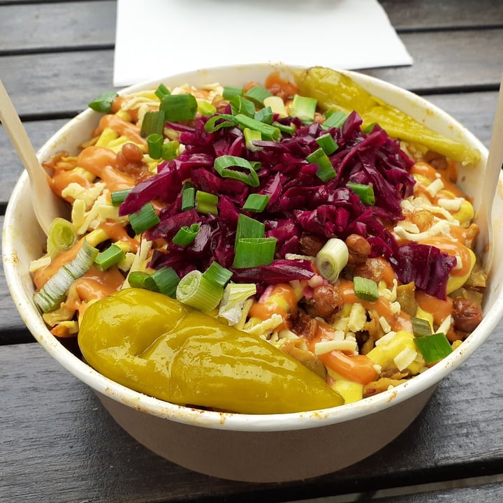 review photo of Jänö - vegaaninen lippakioski Vöner curry with fries shared by @sisuboi on 16 Jun 2021 - review