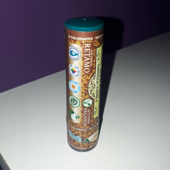 photo of Boti-K Bálsamo Labial Vainilla Canela shared by @martugrasso on  13 Jul 2020 - review