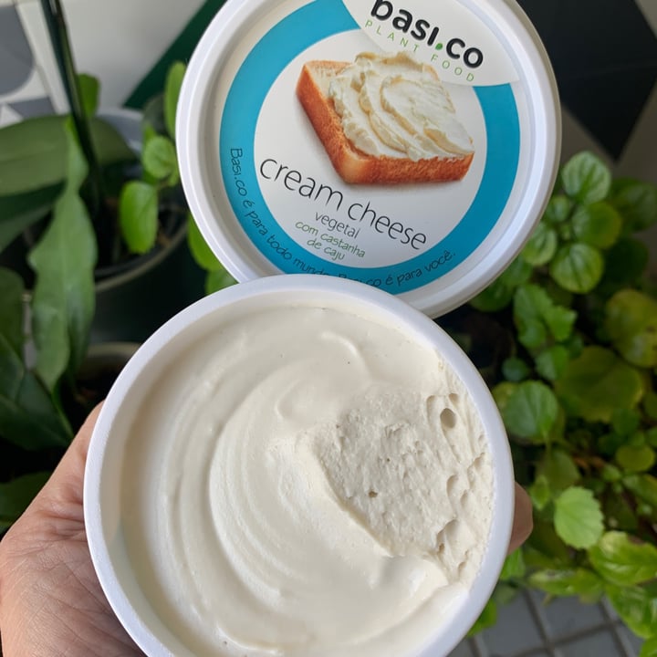 photo of Basi.co Cream Cheese Vegetal shared by @paulaneder on  06 Jul 2021 - review