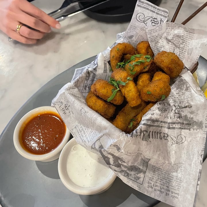 review photo of Willow Vegan Bistro Calamari shared by @zoeadamopoulos on 10 Oct 2021 - review
