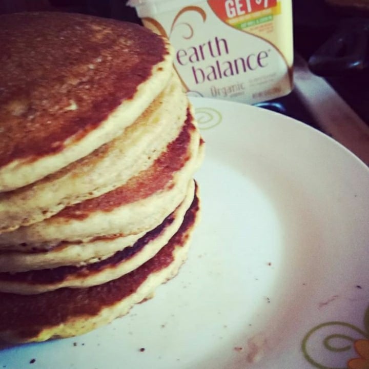 photo of Earth Balance Organic Whipped Buttery Spread shared by @polamelendez on  18 Oct 2020 - review