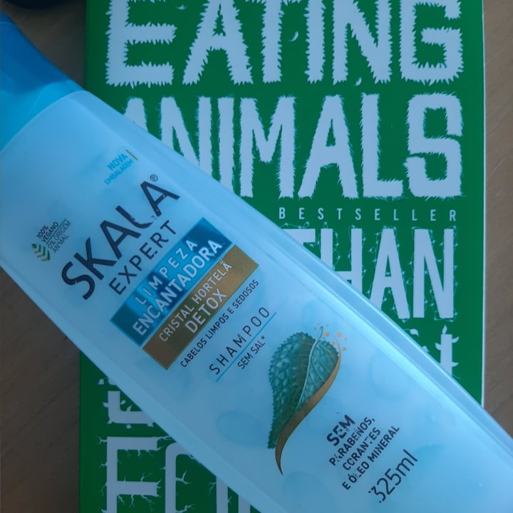 photo of Skala Shampoo Cristal Hortelã Detox shared by @veganactivism on  22 Jun 2021 - review
