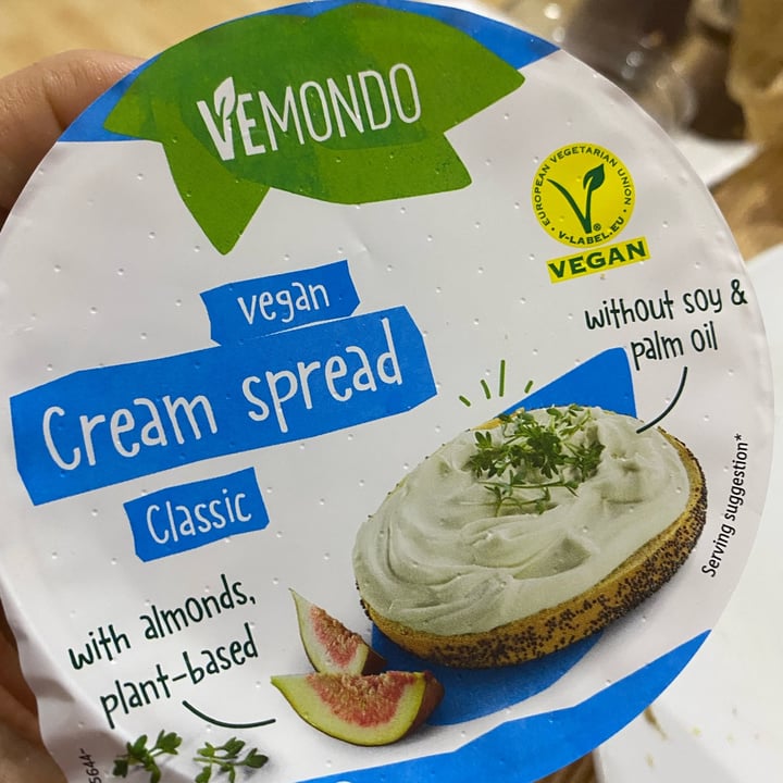 photo of Vemondo Vegan cream spread shared by @martinaldd on  07 Sep 2022 - review