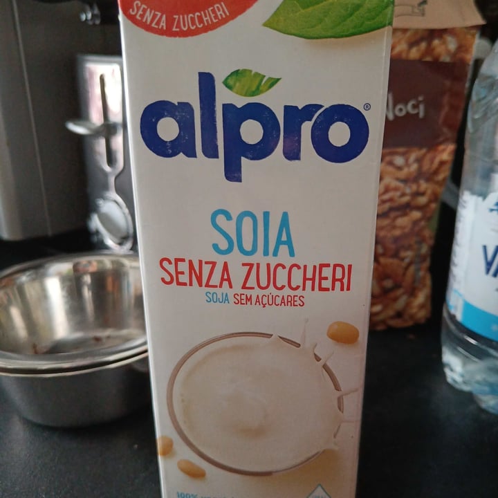 photo of Alpro Bevanda Di Soia Senza Zuccheri shared by @raviolino on  12 May 2022 - review