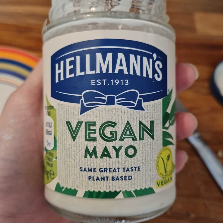 photo of Hellmann’s Hellman’s Vegan Mayonnaise shared by @vixpurple on  20 Feb 2021 - review