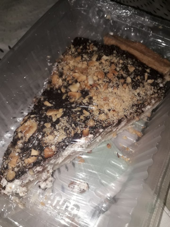 review photo of Loving Hut Microcentro Marroc Cake shared by @rominaduarte1705 on 10 Dec 2019 - review