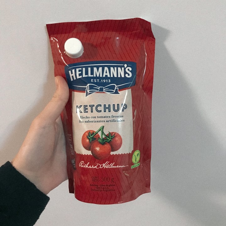 photo of Hellmann’s Ketchup shared by @lunastoler on  08 Jun 2021 - review