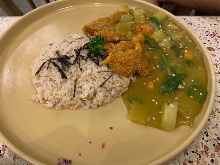 photo of Burgreens Bandung Japanese Katsu Curry shared by @giveafudge2day on  07 Jan 2020 - review