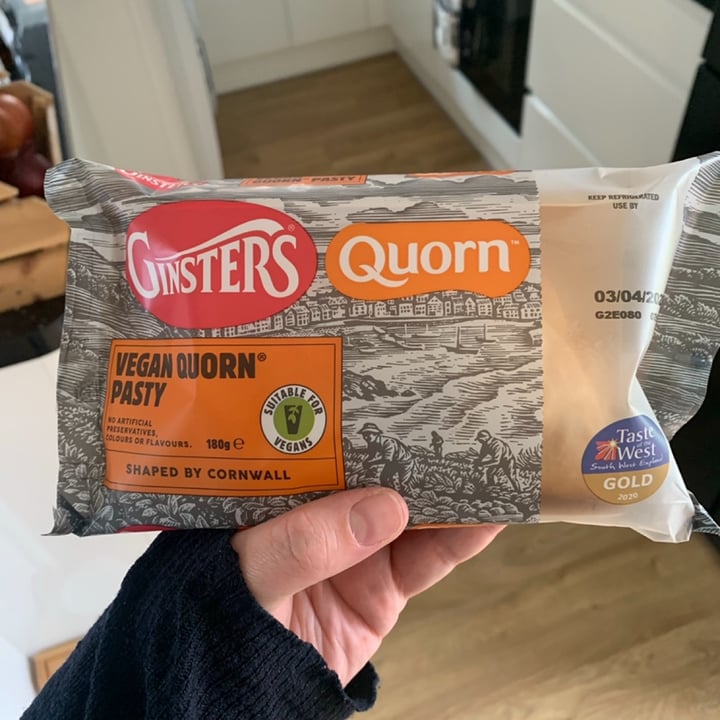 photo of Quorn Ginster's Quorn Vegan Pasty shared by @beckyallott on  21 Apr 2022 - review
