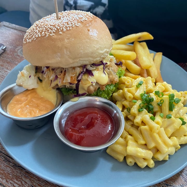 photo of The Sloth cheesy vegan fried chicken burger shared by @robsm95 on  31 Dec 2021 - review