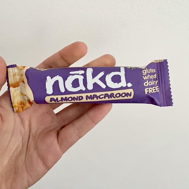 photo of Nākd. Almond Macaroon shared by @appleappleamanda on  14 Dec 2021 - review