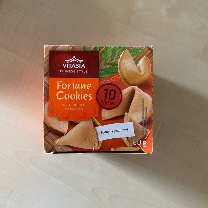 review photo of VitAsia Fortune Cookies shared by @veganmind on 01 Sep 2022 - review