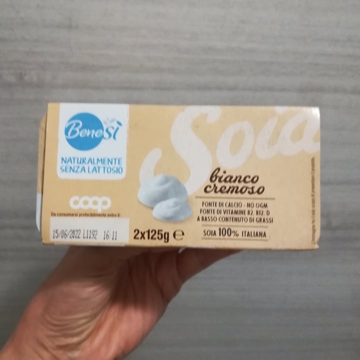 photo of Bene.Si coop yogurt alla soia shared by @grilla on  26 May 2022 - review