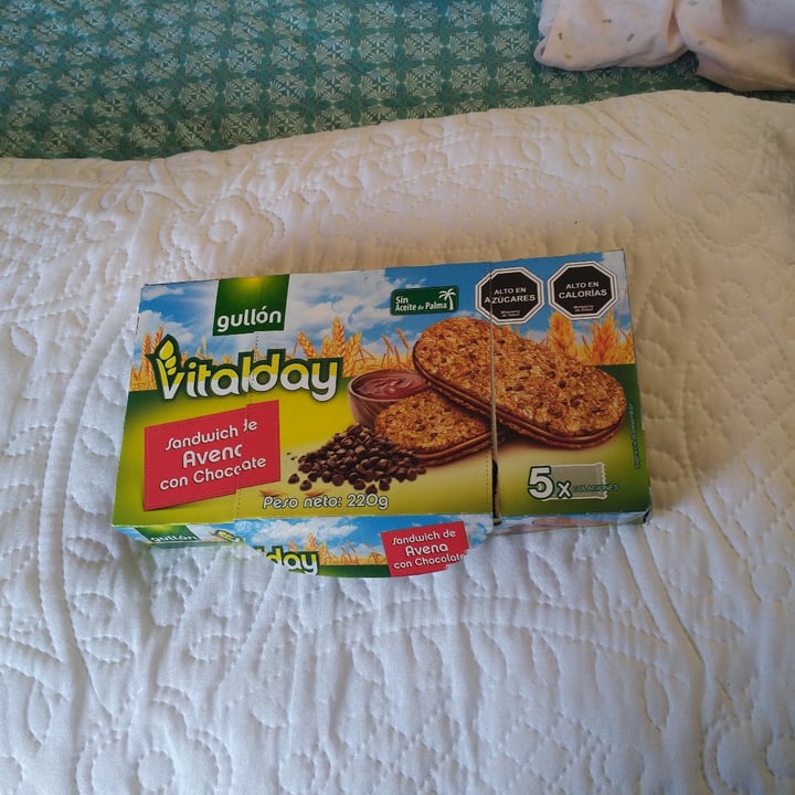 photo of Gullón Sandwich de Avena Vitalday con Chocolate shared by @tsvetok on  24 Jul 2022 - review