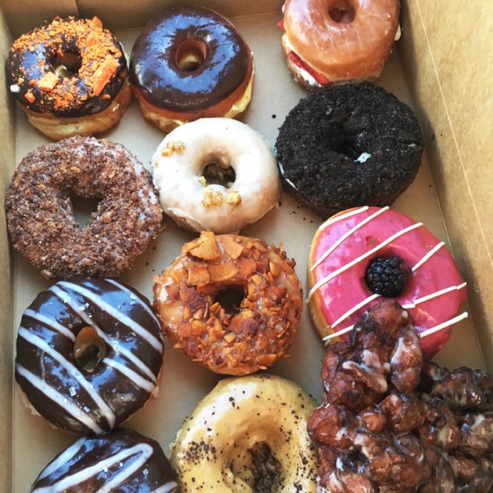 photo of Donut Friend All the Donuts shared by @kimvillaneda on  05 Jan 2021 - review