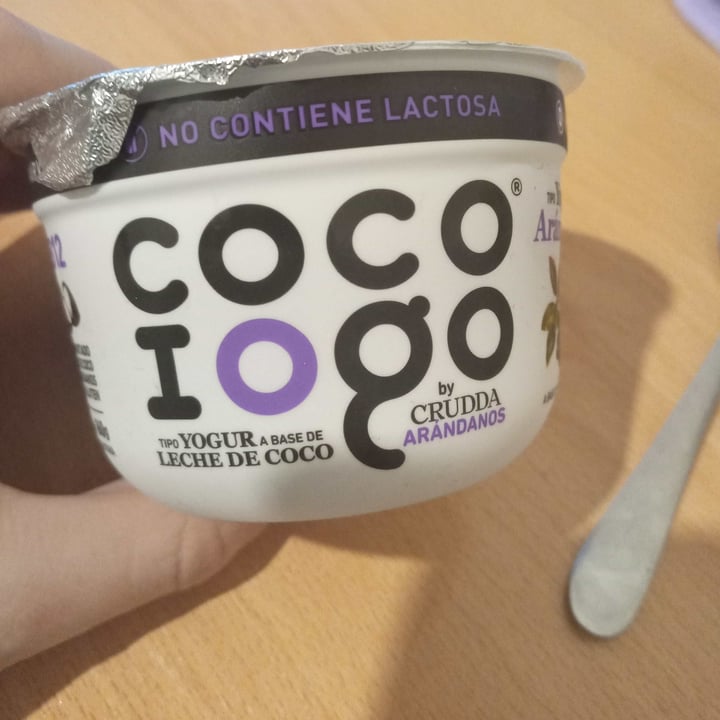 photo of Crudda Yogur a Base de Coco sabor Arándanos shared by @ludnaiviat on  21 Jul 2022 - review