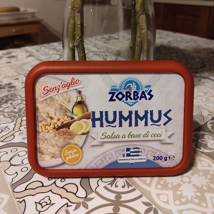 photo of Zorbas Hummus Senz’aglio shared by @lenticchia89 on  09 Feb 2022 - review