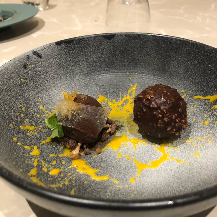 photo of Linfa Milano - Eat Different Come Il Rocher shared by @pothos on  04 May 2022 - review