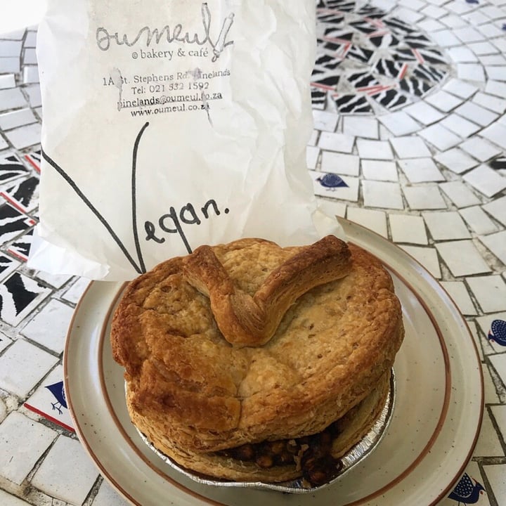photo of Ou Meul Pinelands Chickpea & Lentil Bobotie Pie shared by @capetownvegan on  27 Apr 2021 - review
