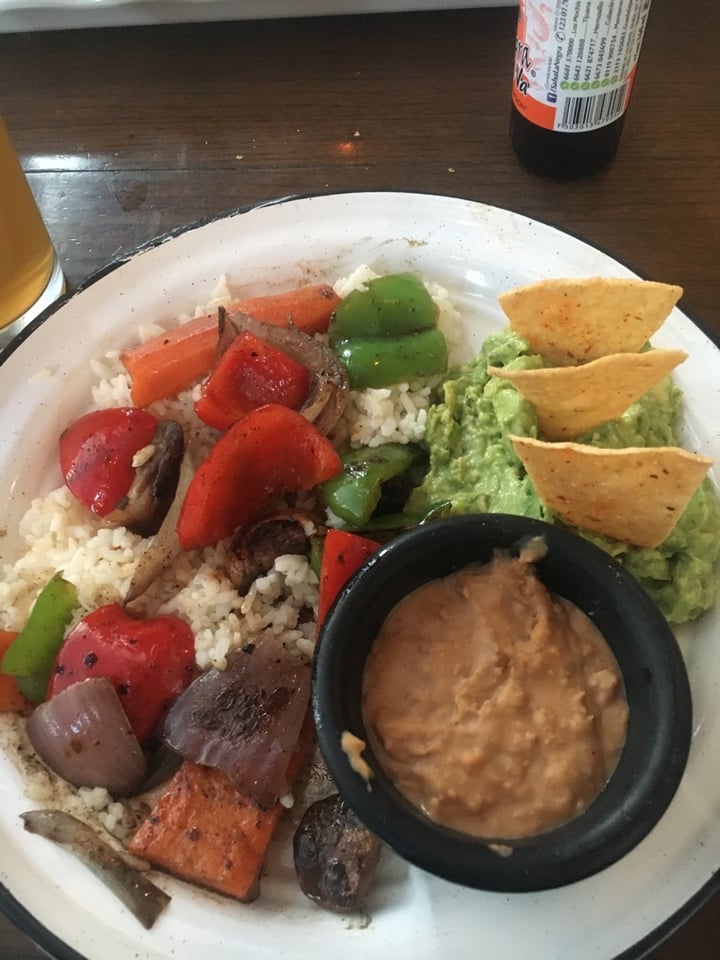 photo of Cabo Grill Espacio Las Américas Plato De Guarniciones shared by @patrisse on  11 Jan 2020 - review